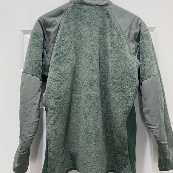 Men’s Green Fleece Jacket, Tactical Camo Outdoors Small - Picture 5 of 11